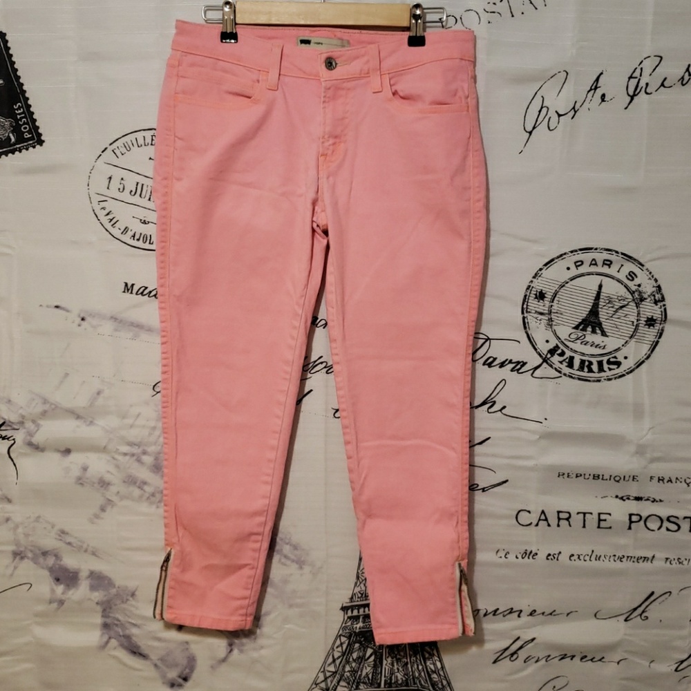 Levi's pink Jean's 30W 23L